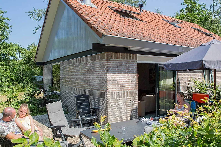 Eigen Terras privacy buitenterras Vakantiehuis 8 personen Midsland Noord Terschelling