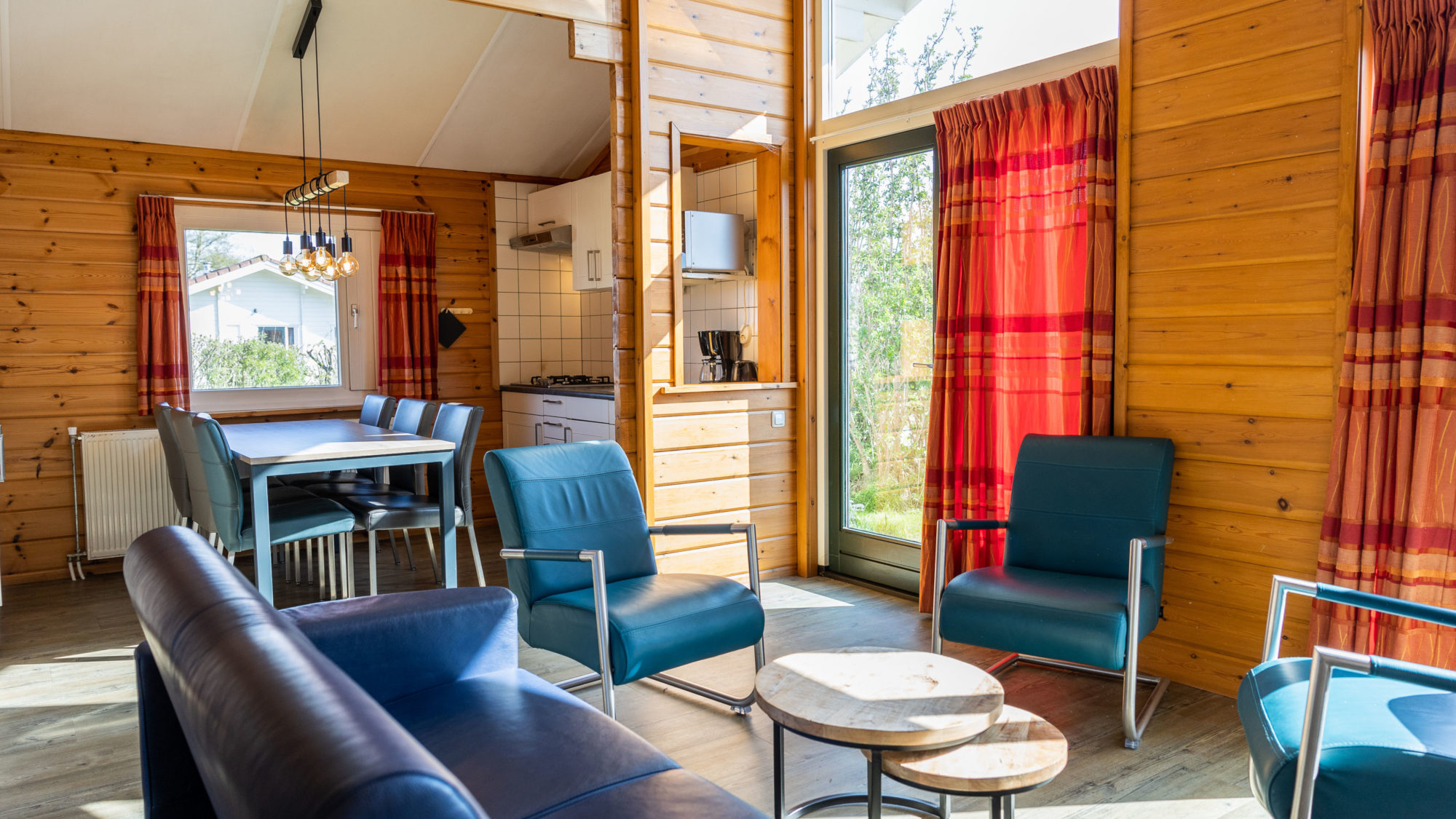 Zithoek Finse bungalow de Riesen Terschelling