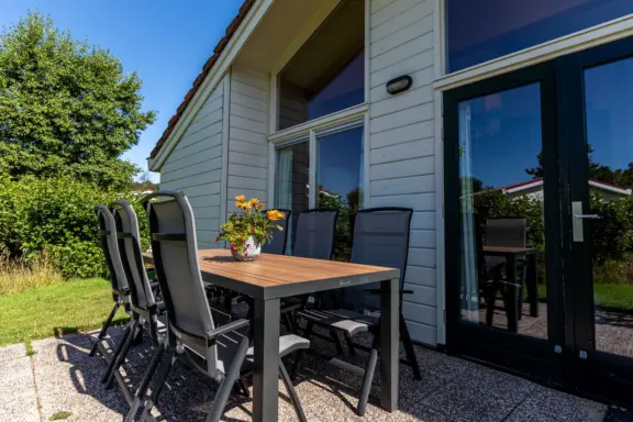 Finsebungalow terras huren riesen hee terschelling